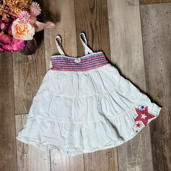Faded Glory White Little Girls Size 4 Star Smocked Tiered Summer Dress EUC - Picture 1 of 10